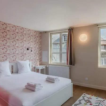 Le Puits De Lumiere Онфлёр