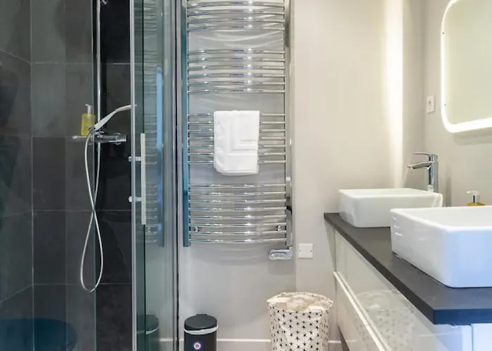 Le Puits De Lumiere Apartment *